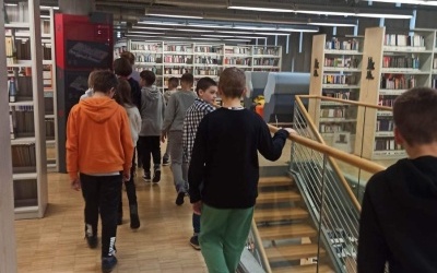 WYCIECZKA DO BIBLIOTEKI AKADEMICKIEJ W KATOWICACH (20)