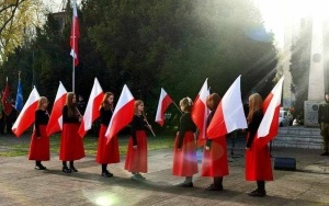 NARODOWE ŚWIĘTO NIEPODLEGŁOŚCI  (3)