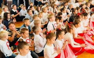 NARODOWE ŚWIĘTO NIEPODLEGŁOŚCI  (8)