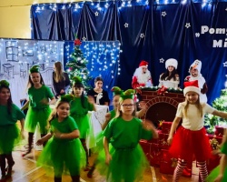 PRZEDSTAWIENIE ŚWIĄTECZNE  (15)