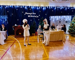 PRZEDSTAWIENIE ŚWIĄTECZNE  (2)