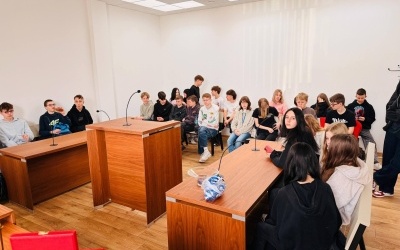 ZA KULISAMI SĄDU REJONOWEGO W CZELADZI (13)