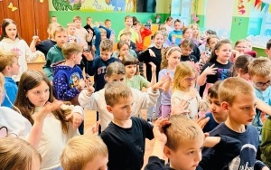 USŁYSZEĆ WIĘCEJ NIŻ DŹWIĘKI... (9)
