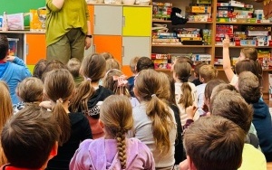 USŁYSZEĆ WIĘCEJ NIŻ DŹWIĘKI... (16)
